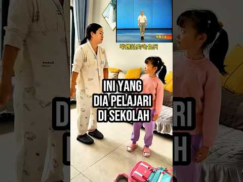 Gerakan menghindar dari emak-emak 😉