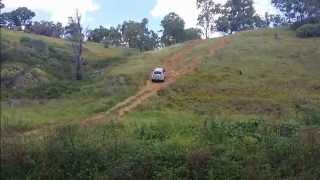 preview picture of video 'Suzuki Grand Vitara - Sofala Hill Climb'