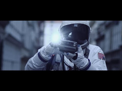 Amun Mcee - Raumtourist [Official Video]