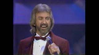 Oak Ridge Boys - This Old Heart Is Going To Rise Again - Friendship