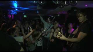 Side Bar - Wake Up! Sydney