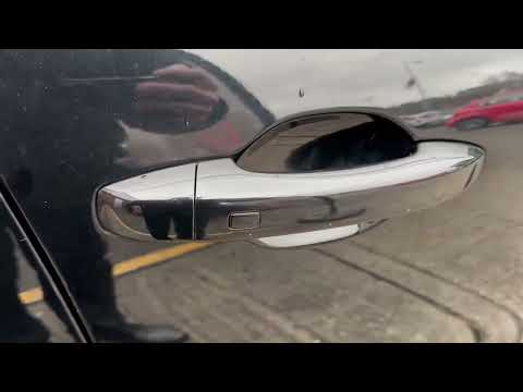 Renault Clio ICONIC 1L TURBO - LOW KMS - Image 2