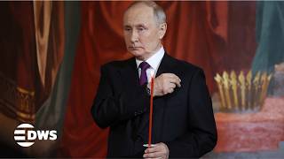 WATCH: Russian President Vladimir Putin Attends Orthodox Easter Mass in Moscow Cathedral | AC15