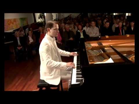 Is this the World Record in High Speed Piano??? David & Götz - The Showpianists