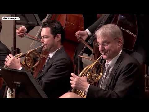 Brahms. Symphony N 1. Orozco-Estrada. Wiener Philharmoniker