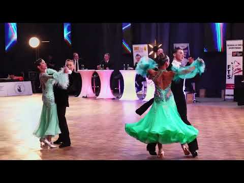 Alan Parulski & Julia Wiśniewska | Mistrzostwa Polski w 10 tańcach 2022 | Junior 1+2 | Quickstep 4K