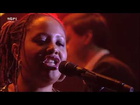 The Robert Glasper Experiment & Lalah Hathaway - Jesus Children (Live NSJ 2014)
