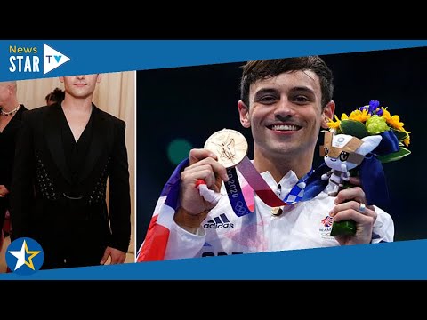 Tom Daley details his 'terrifying' secret Covid battle that left him fearing he 'might die'28 052477