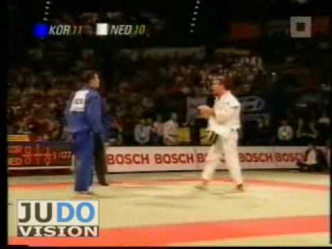 JUDO 1999 World Championships: In-Chul Cho (KOR) - Maarten Arens (NED)