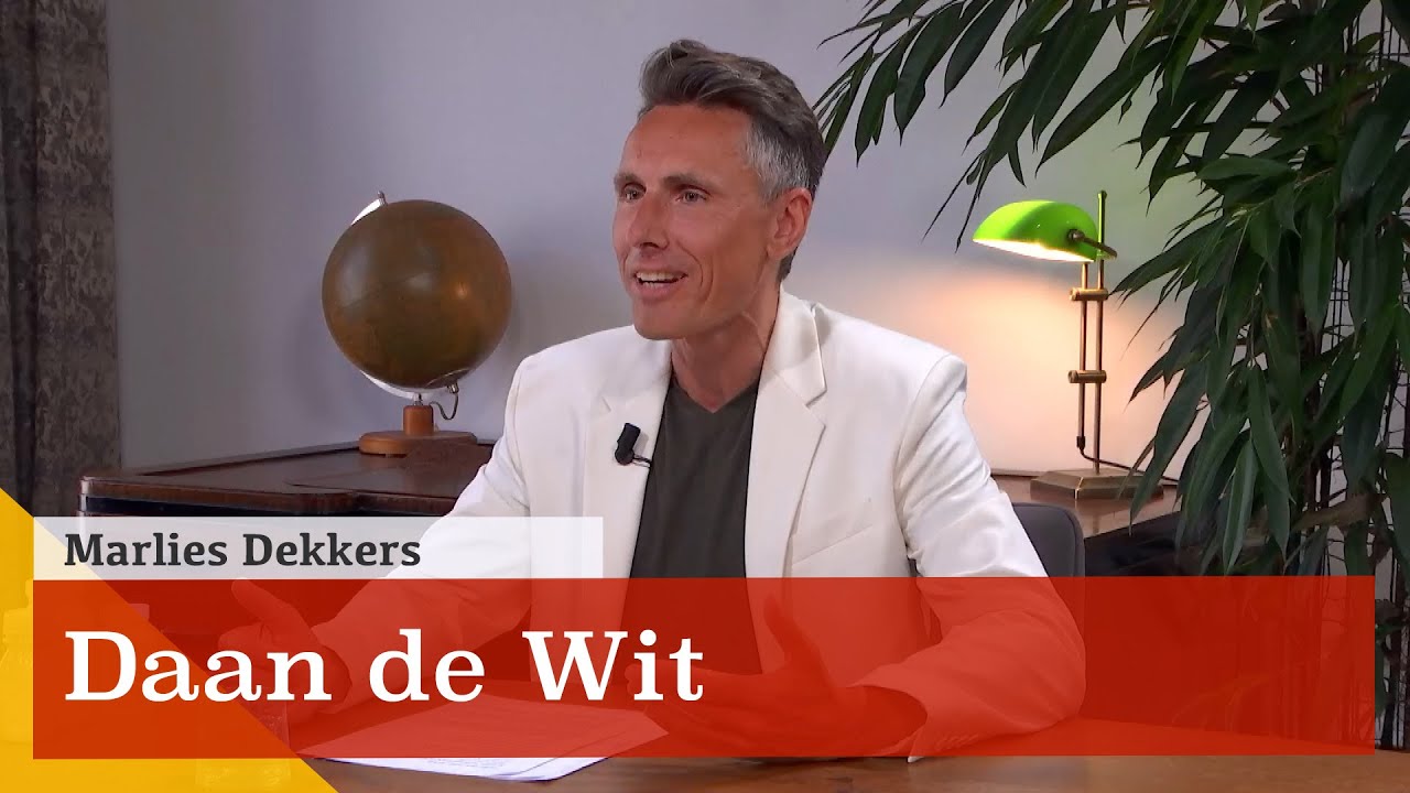 #977: Rood licht erotiseert. Een gesprek met Daan de Wit