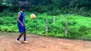 preview picture of video 'mullampara funny football.mp4'