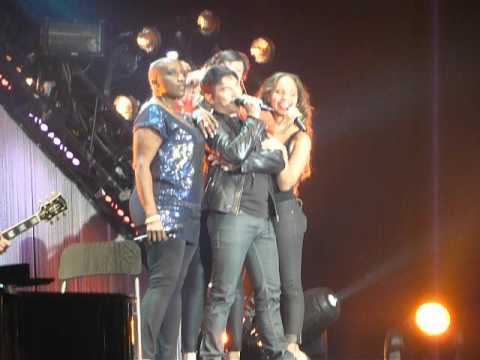 The Voice Tour Lyon (28/06/2012 ) -- Are You Gonna Go My Way