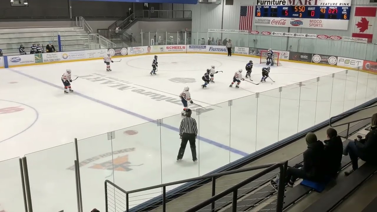Game 24 Sioux Falls 6-0: Anthony scores assisted by Jensen