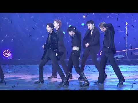 211128 BTS PTD on Stage in LA - Black Swan Jungkook Focus 방탄소년단 정국 직캠