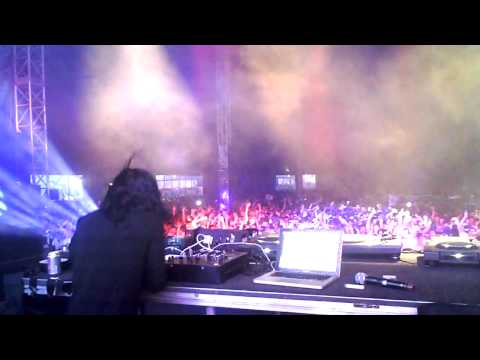 GlobalGathering UK 2011 - Skrillex - Part 1