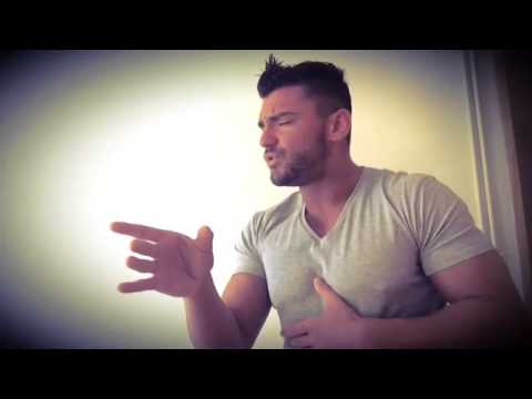 BORJA ESCALONA NO LE BESES