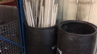 Recycle barrel for fluorescent light bulbs