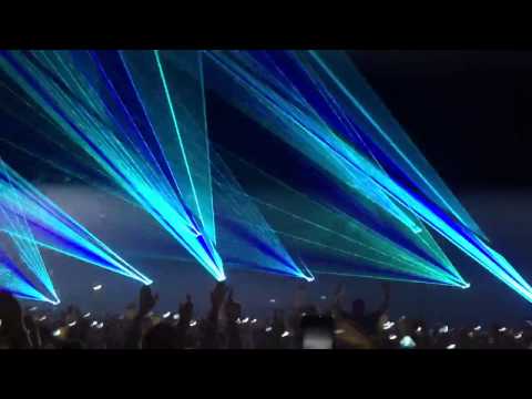 Swedish House Mafia LIVE playing / Hard Rock Sofa & Swanky Tunes - Here We Go