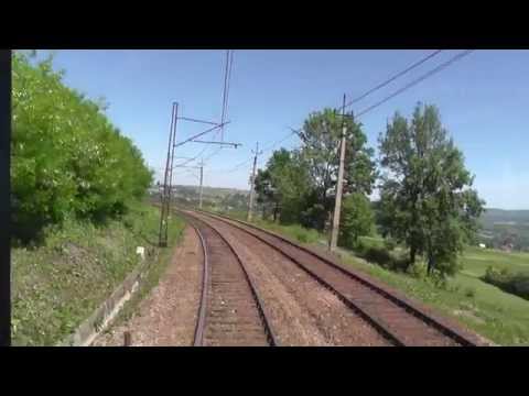 Odcinek Tarnów - Nowy Sącz z tyłu pociągu TLK Karpaty