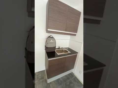 Video de YouTube - Apartamento monoambiente en alquiler en Pocitos con patio