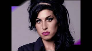 Guitarres: Camila Cabello i Amy Winehouse