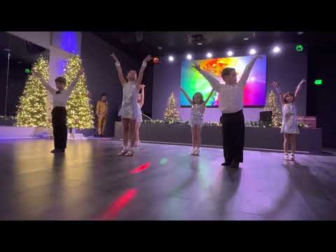 Gimme Gimme Disco Ball 2022 - Little Kids Waltz Show