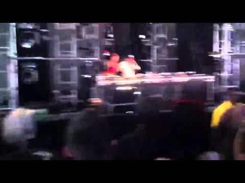 Qulinez Creamfields 2012 Get Low by Sidney Samson
