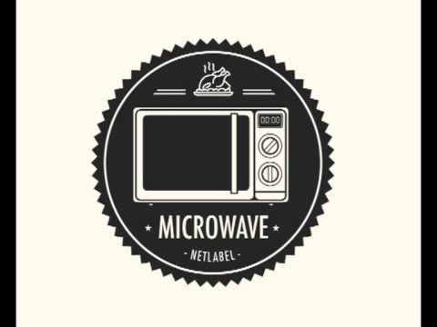 Niño feat Sara Bee + Nonu Noneim - Gimme (Microwave remix)