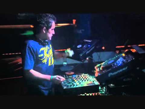 RUBEN BONEL MOVIDA CORONA SEMIFINALES PARTE 1