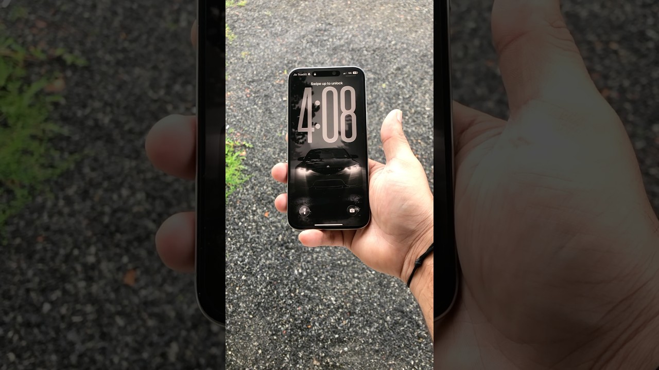 iPhone Live Wallpaper ios26 #bmw #iphonewallpapers #livewallpaper #iphone17  #ios26 #customization