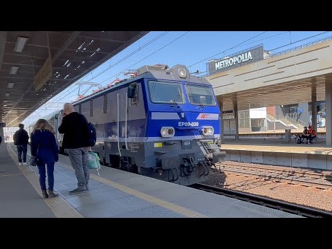 EP09-030 pociąg IC HEWELIUSZ Gdynia-Wrocław na stacji kolejowej Gdańsk Wrzeszcz 🚂