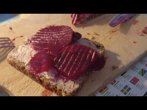 MongoTV_8281 - Min Frokost - RUGBRØD Med LEVERPOSTEJ og RØDBEDER