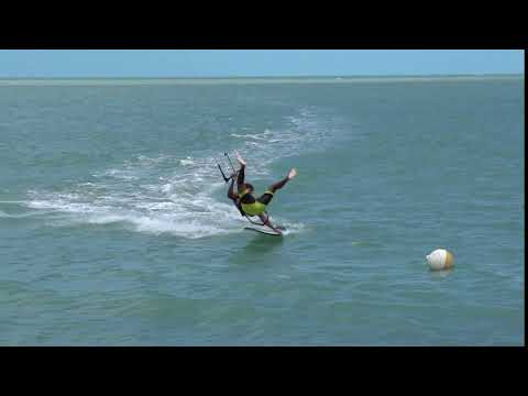 Kitesurfing Technique - Strapless Hand Plant Back Roll