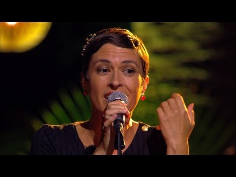 Eva De Roovere - Alsof het niets was (live)  | Liefde Voor Muziek | VTM