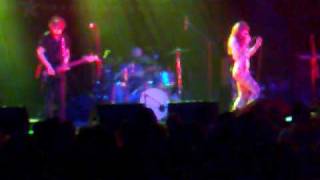 Lovemakers - Shake That Ass