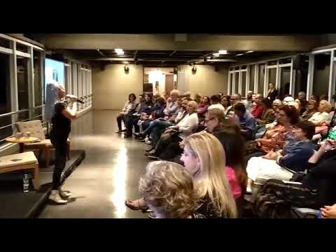 POSTURA HIGH-TECH no evento SENIORGEEK na Unibes Cultural