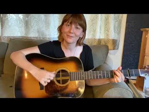 Molly Tuttle plays Little Annie