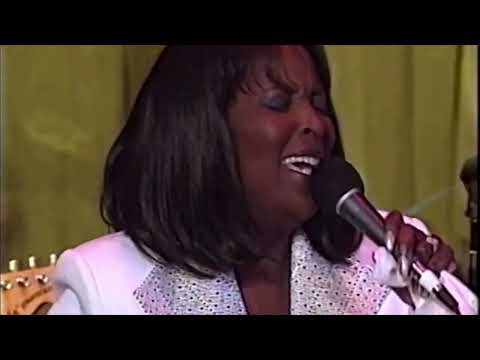 Walter Hawkins & Love Center Choir feat. Tramaine Hawkins - "He Brought Me" (UNRELEASED)
