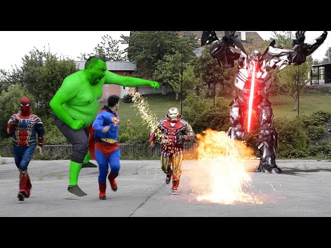 Superheroes VS Transformers