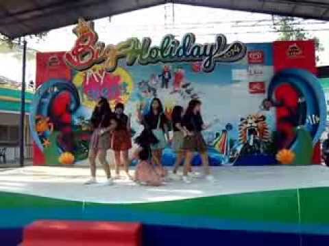 150314 PENDE-O Cover A-pink - UYOU+NONONO  @siamparkcity