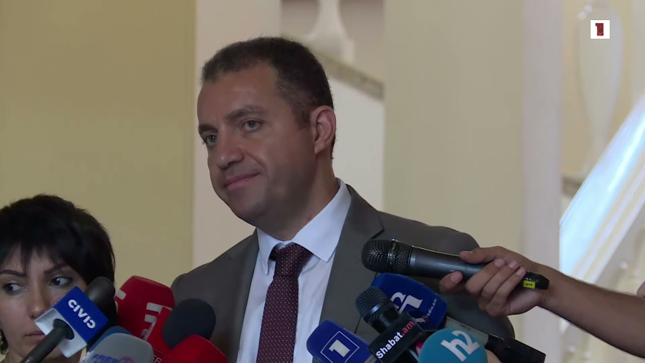 Վահան Քերոբյանի ճեպազրույցը