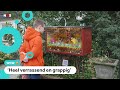 Kerststallen van barbies en smurfen