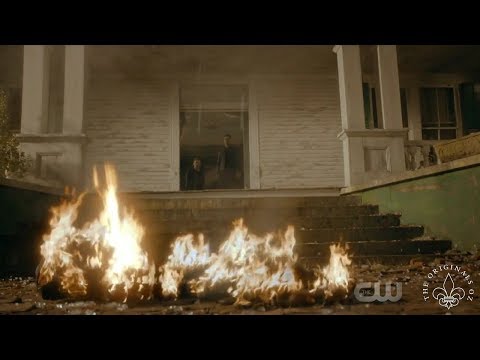 The Originals 5x06 Klaus and Elijah watch Hayley die