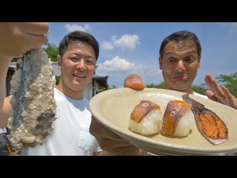 臭壽司飲食挑戰。一年一桶 ★只在日本進行 (Stinky Sushi Eating Challenge: One Year in a Bucket ★ ONLY in JAPAN)