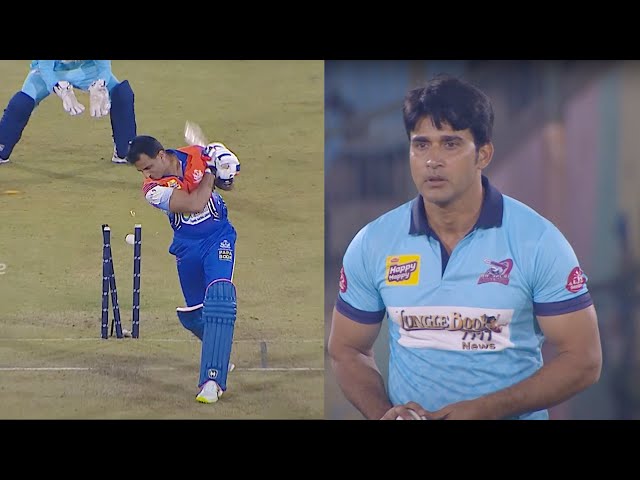 Punjab De Sher Fall of Wickets vs Bhojpuri Dabangs | Cricket Highlights | CCL