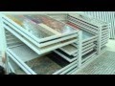 Overview of tiles display stand