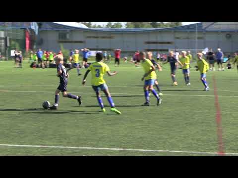 Gnistan/Keltainen 1 - FC Espoo/Sininen