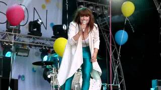 Lyckligare nu - Linnea Henriksson Malmöfestivalen 2012 (17/8)