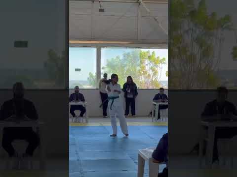 Taekwondo indiara-goias,  jogos estudantis fase estadual, atleta Yasmim Oliveira Campeã.