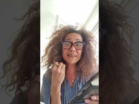 La guêpe. Jai lu pour vous ...."Les noirs n'existent pas"de Tania de Montaigne/ Grasset Editions .